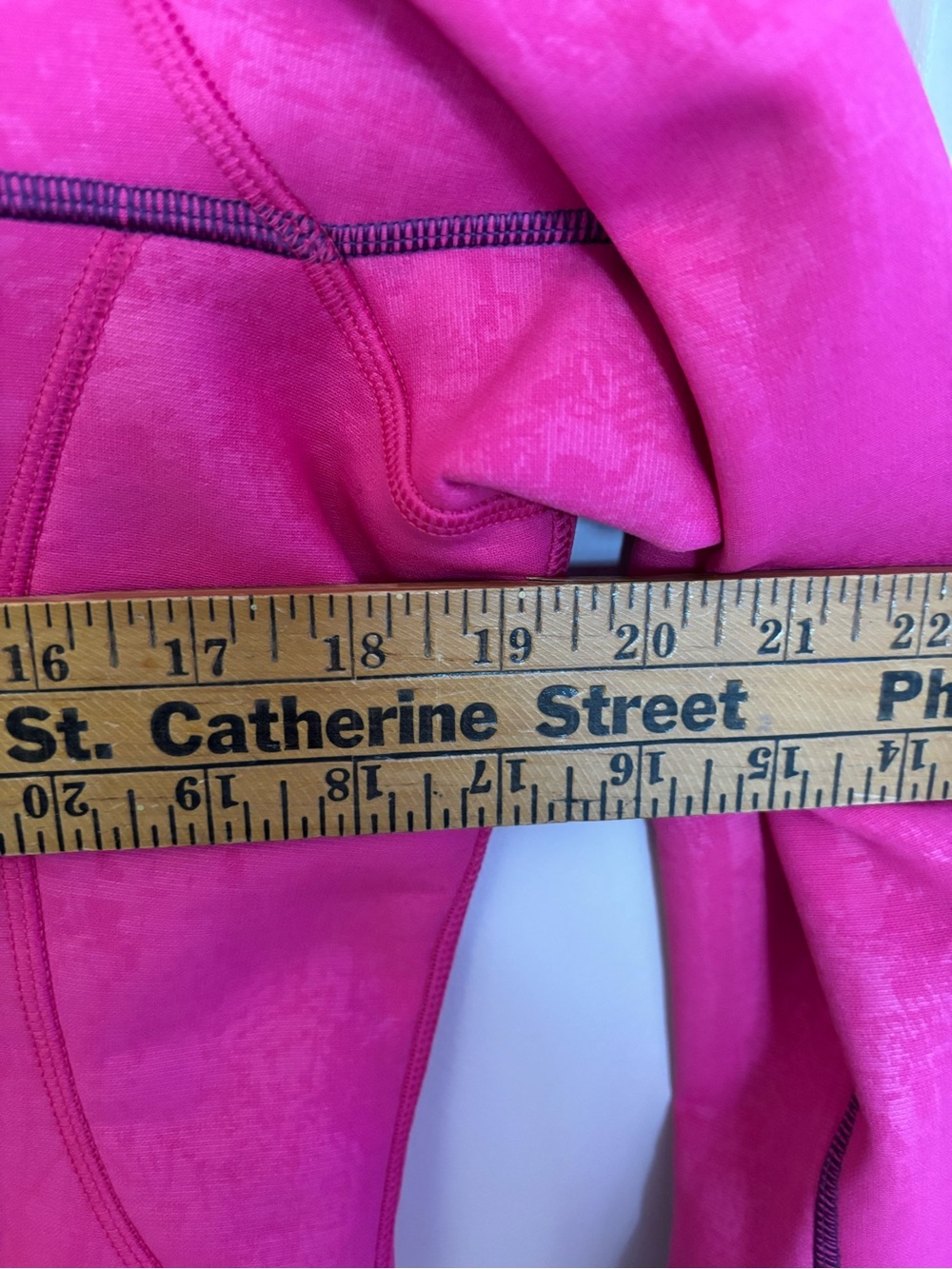 Under Armour Hot Pink Full Zip Activewear Jacket Y2K Medium - Picture 10 of 10